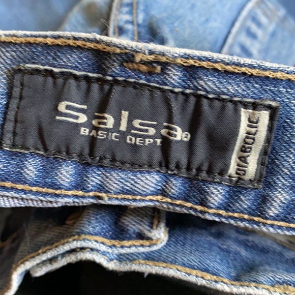 Blue Jeans - slight distress - Picture 9 of 11